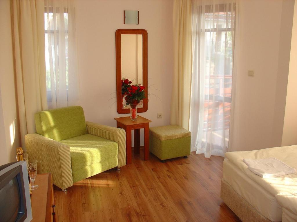 Family Hotel Saint Nikola Nesebar Bilik gambar